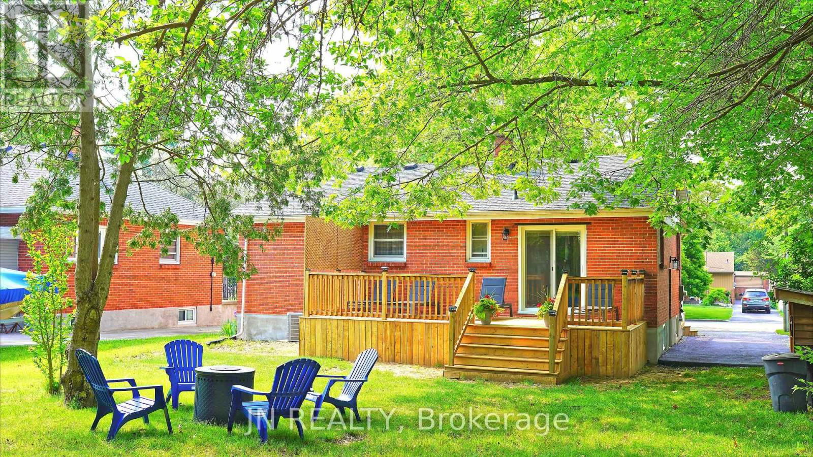 1100 BRUCE STREET Image 43