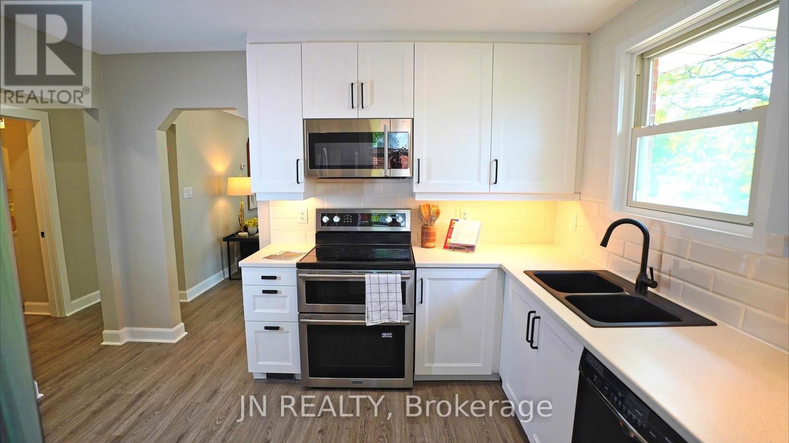 1100 BRUCE STREET Image 7