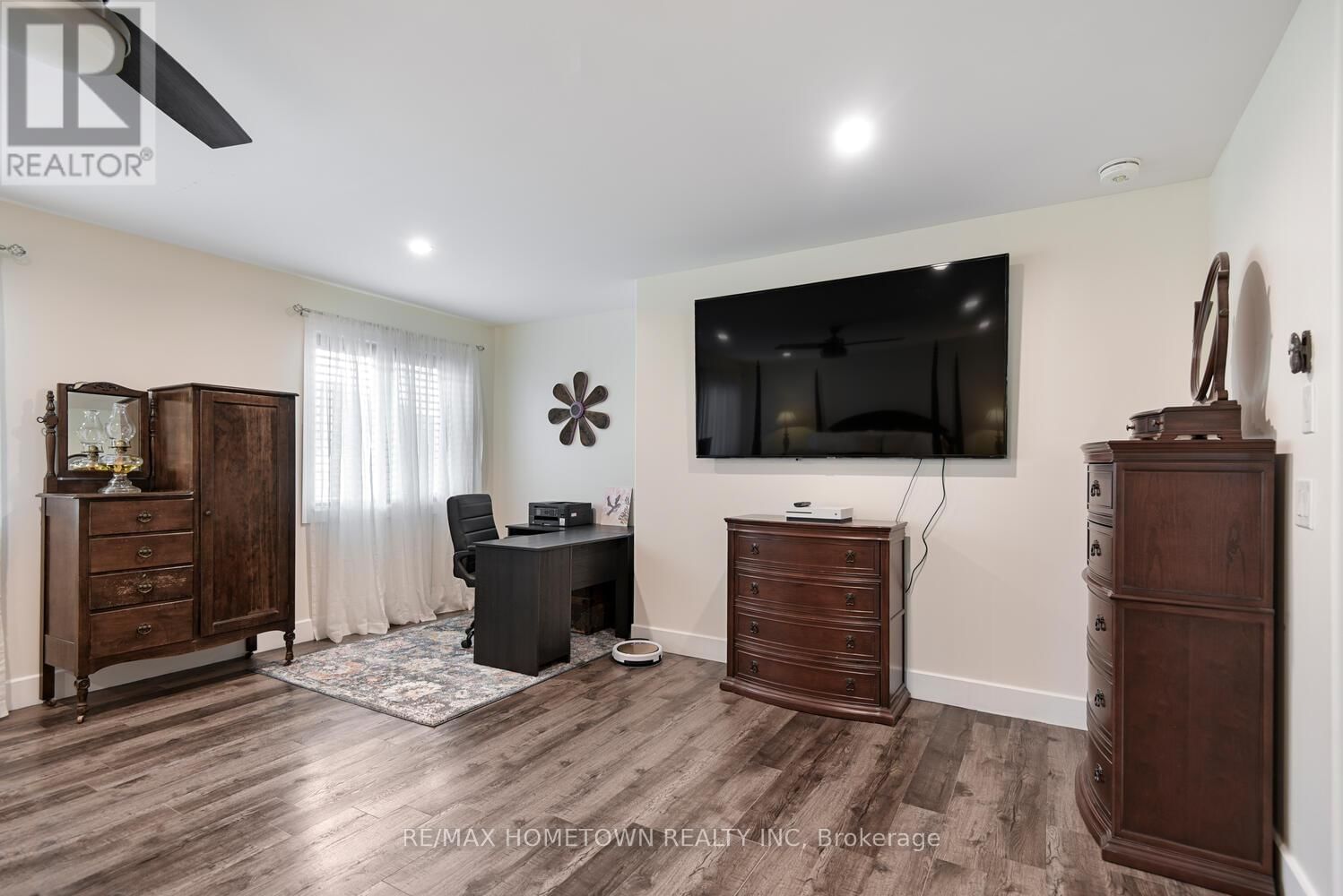 2162 HALLECKS ROAD WEST Image 18