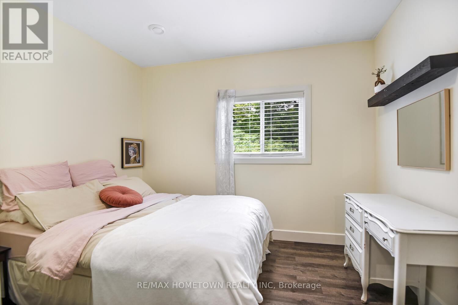 2162 HALLECKS ROAD WEST Image 22