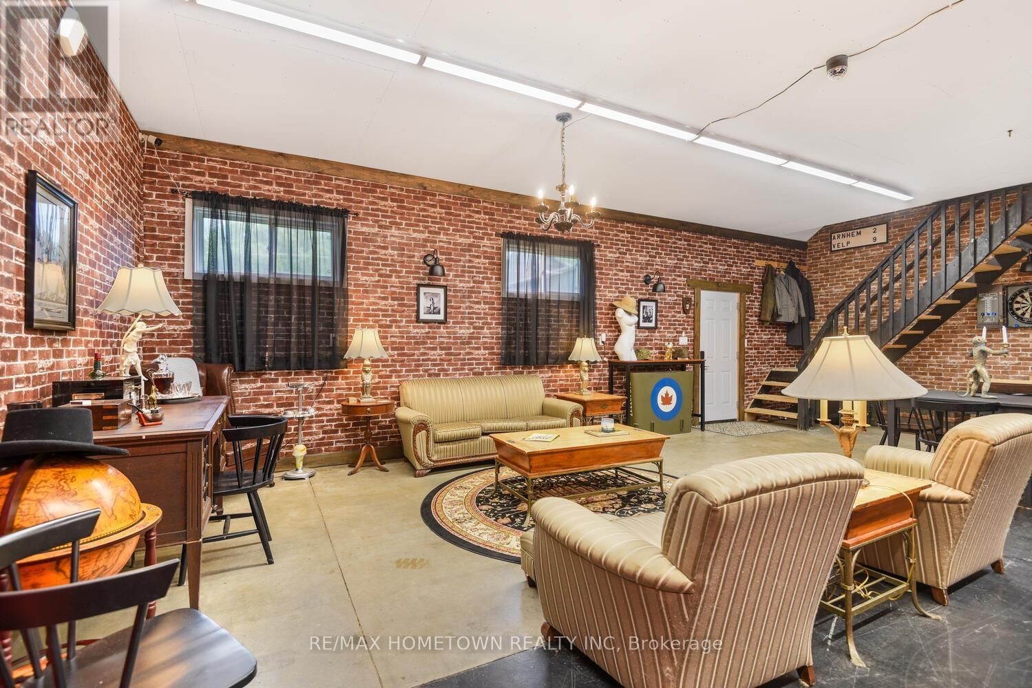2162 HALLECKS ROAD WEST Image 29
