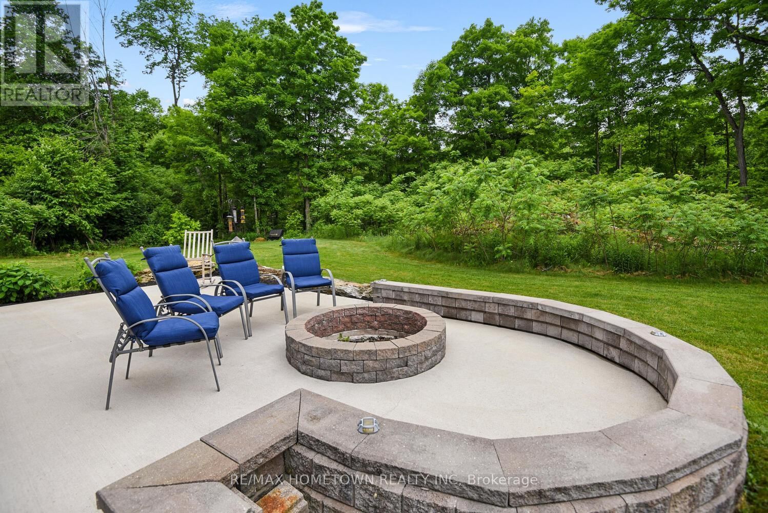 2162 HALLECKS ROAD WEST Image 38