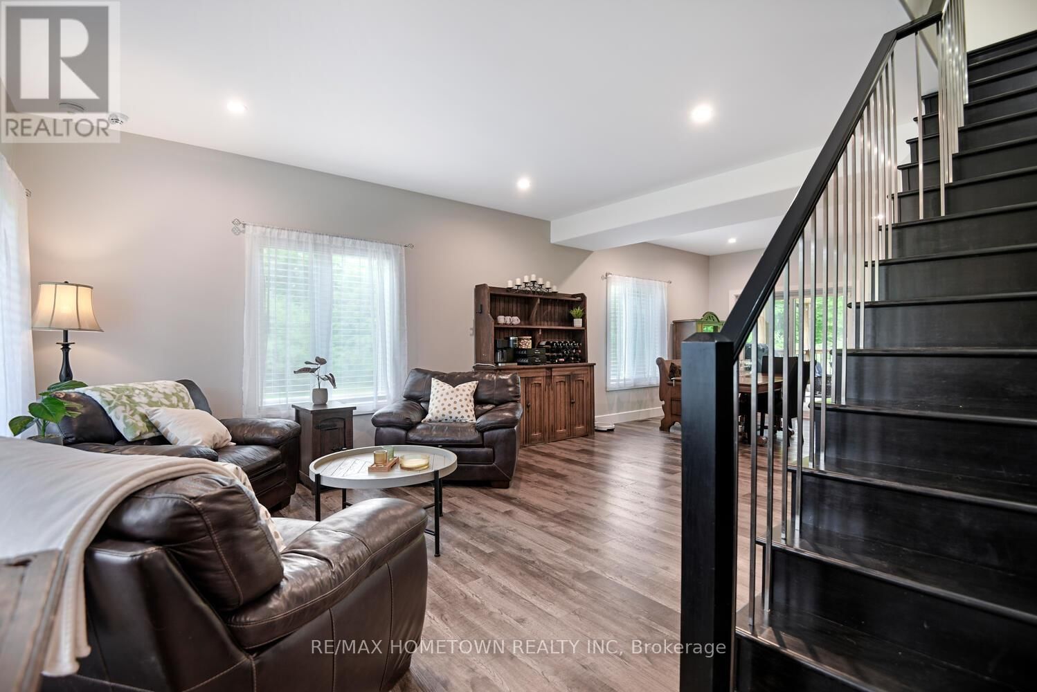 2162 HALLECKS ROAD WEST Image 4