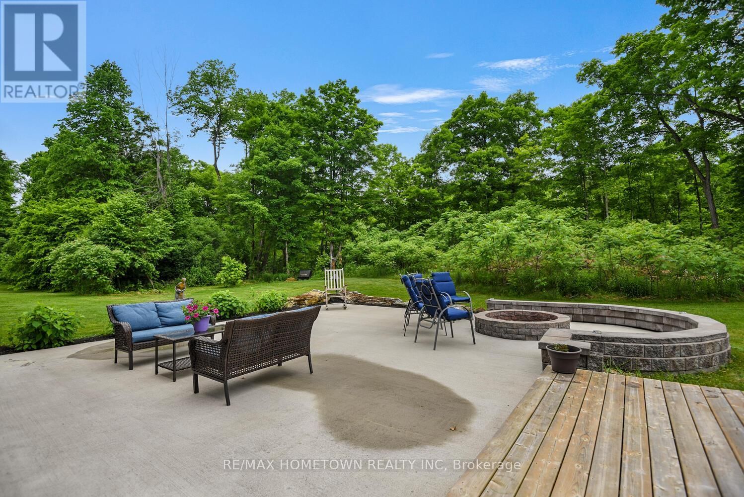 2162 HALLECKS ROAD WEST Image 42