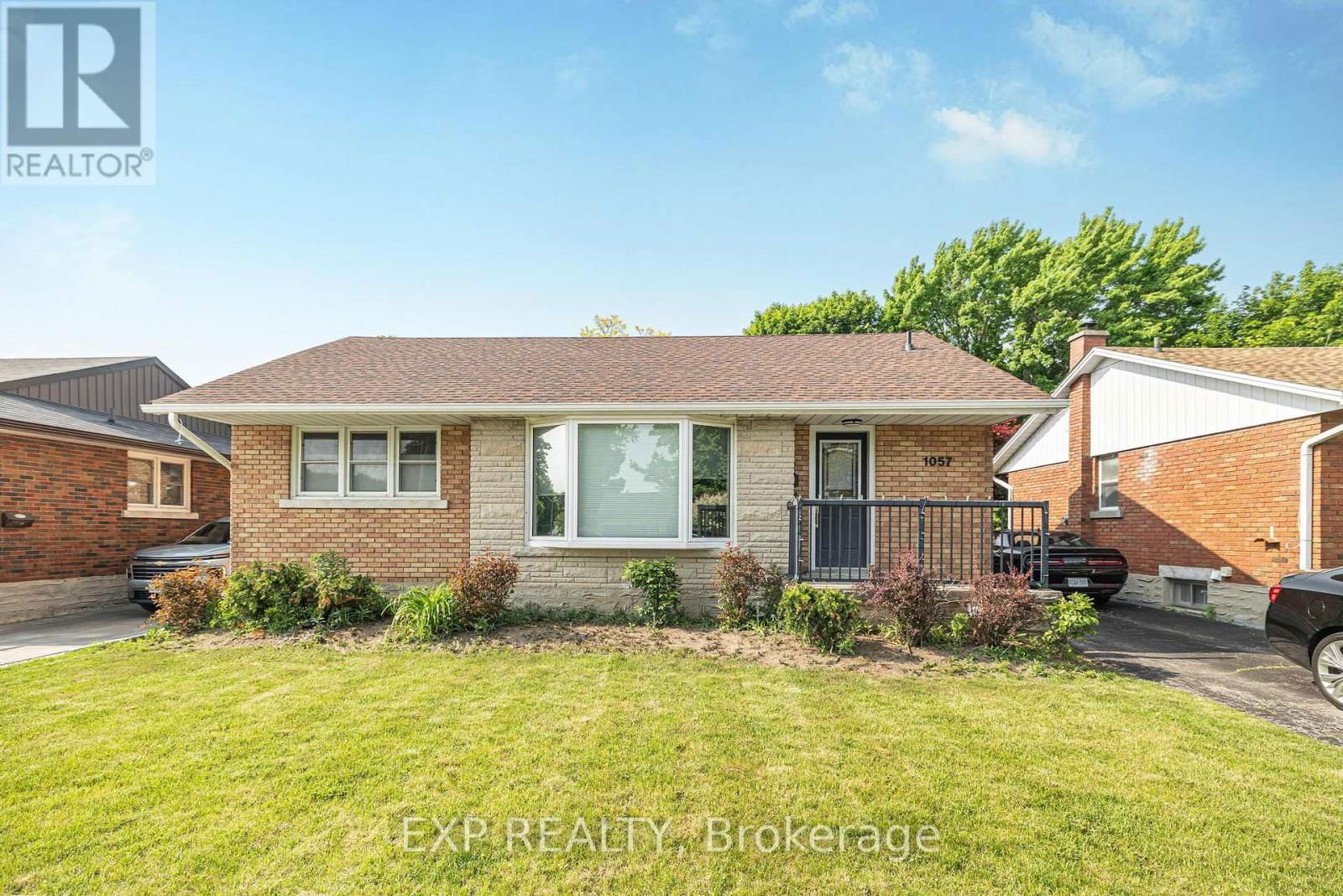 1057 CLARE AVENUE Image 2
