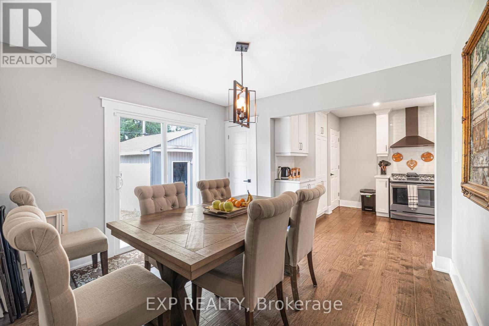 1057 CLARE AVENUE Image 22