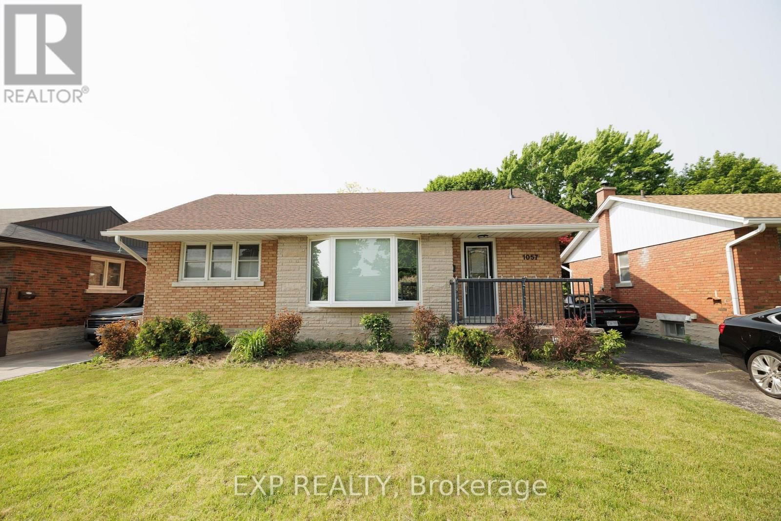 1057 CLARE AVENUE Image 3