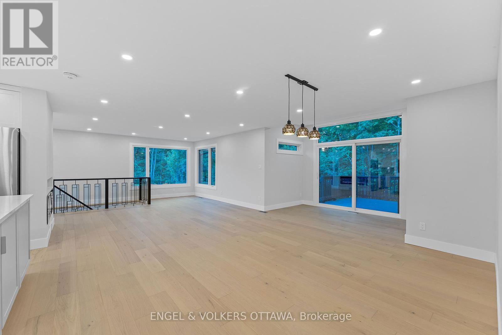 2326 STONEY LANE Image 19