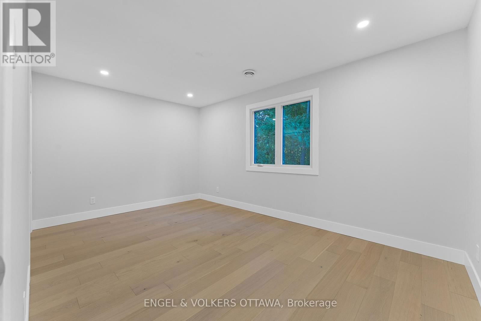 2326 STONEY LANE Image 26