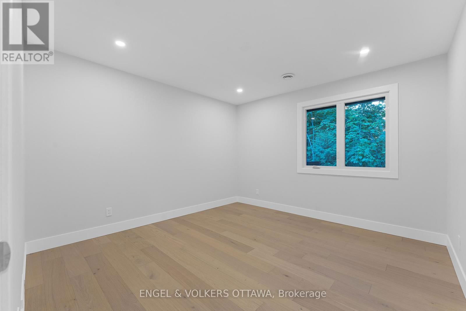 2326 STONEY LANE Image 28