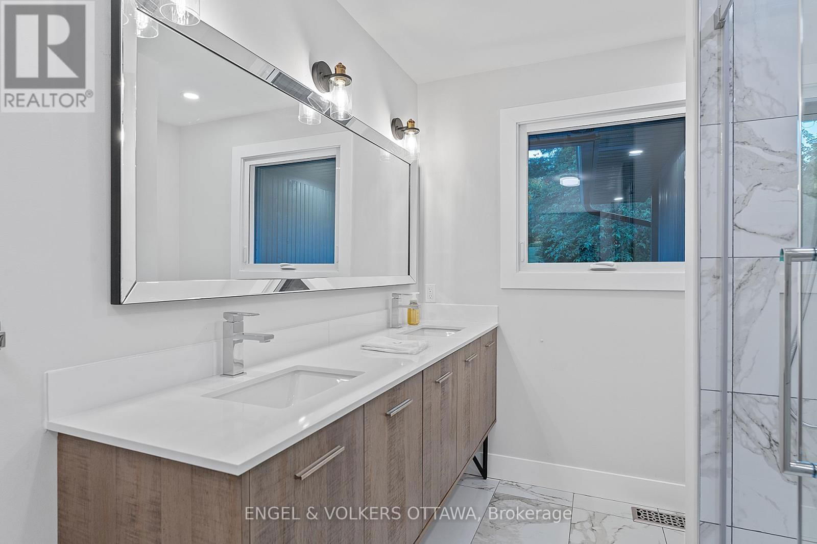 2326 STONEY LANE Image 30