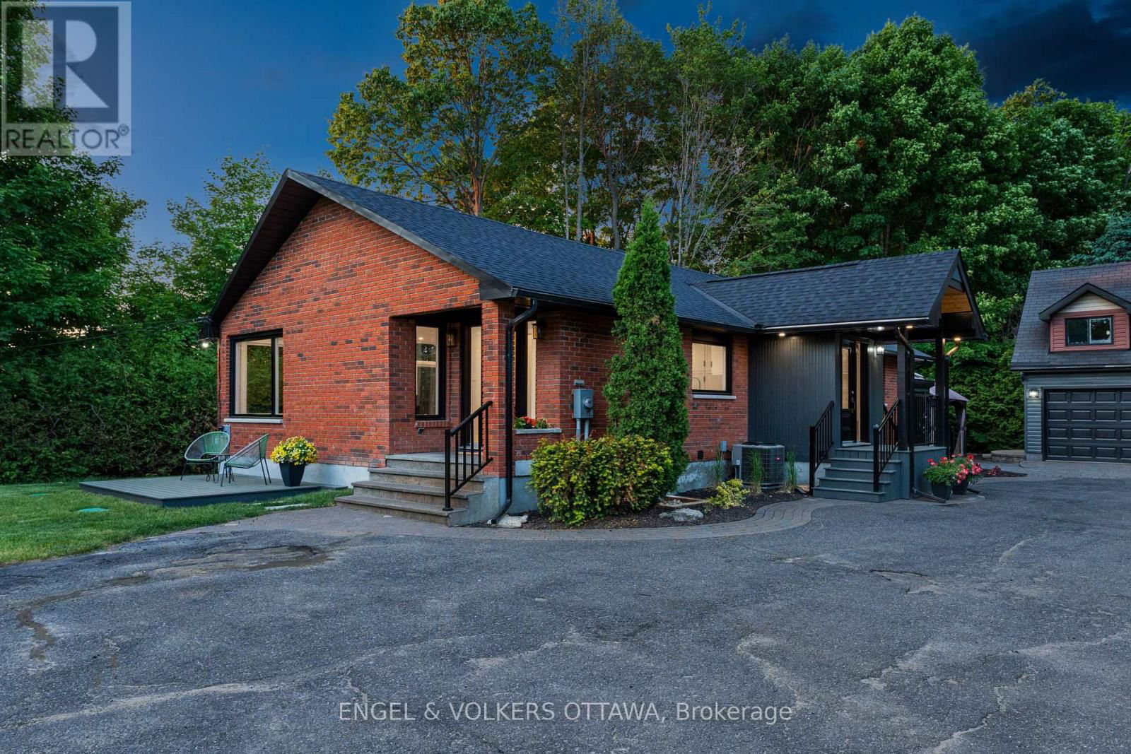 2326 STONEY LANE Image 5