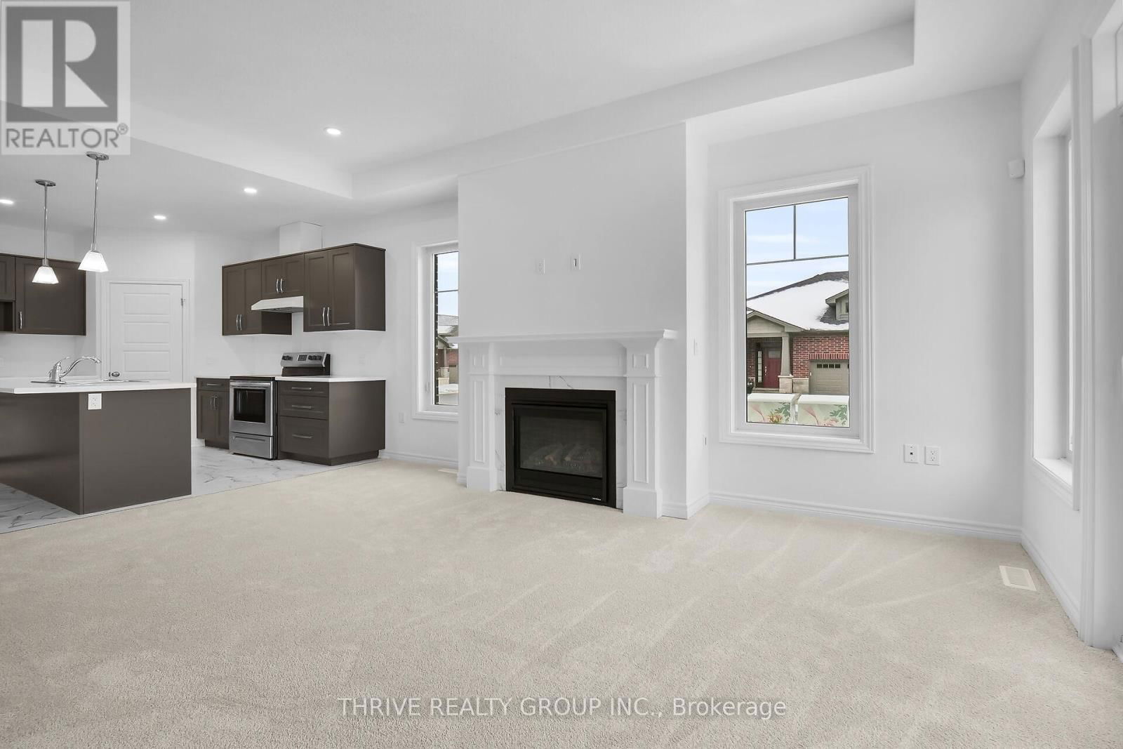 29 - 1080 UPPERPOINT AVENUE Image 14
