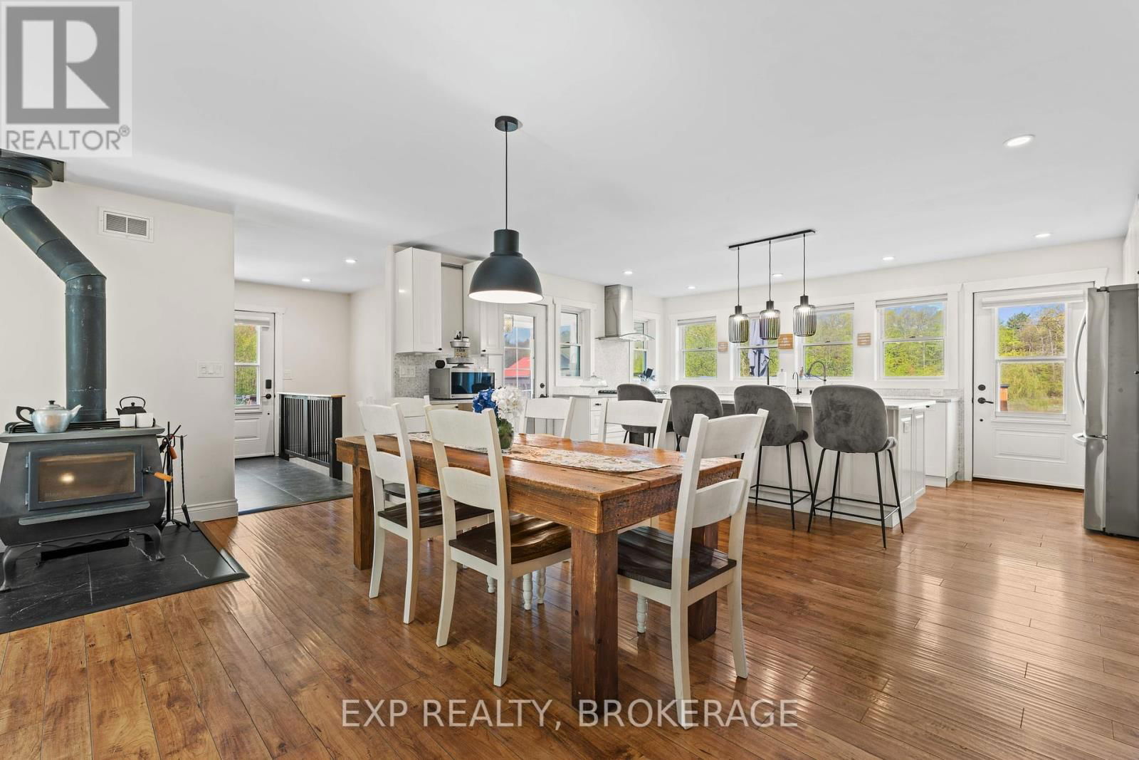 36 TRAVERSE LAKE LANE Image 13