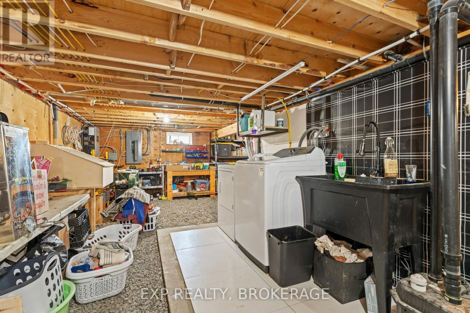 36 TRAVERSE LAKE LANE Image 31
