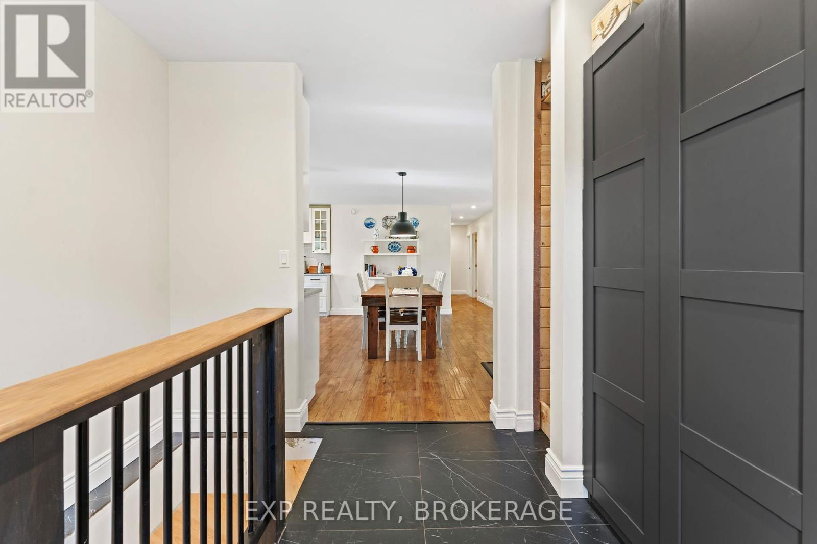 36 TRAVERSE LAKE LANE Image 7