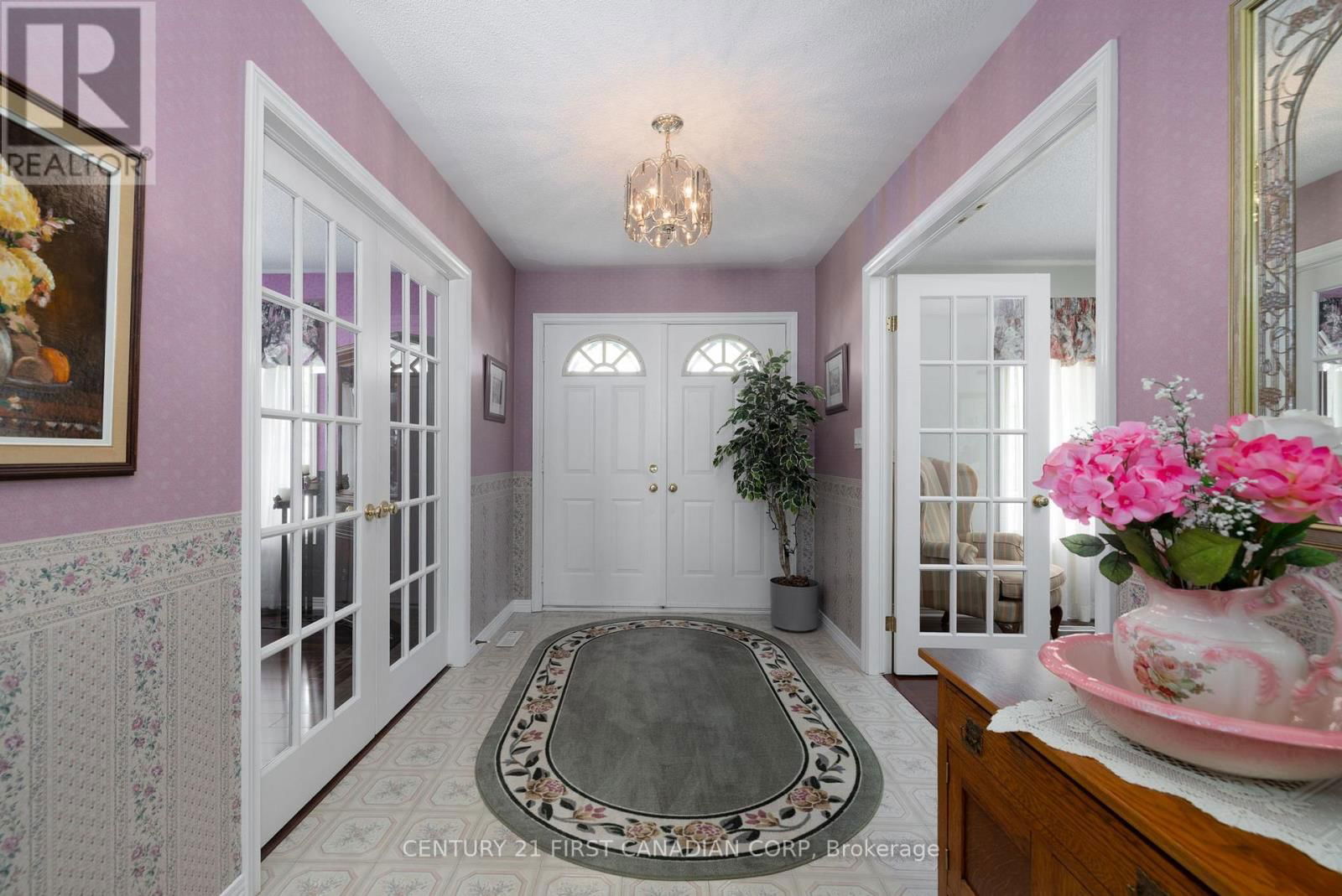 196 HULL ROAD Image 12