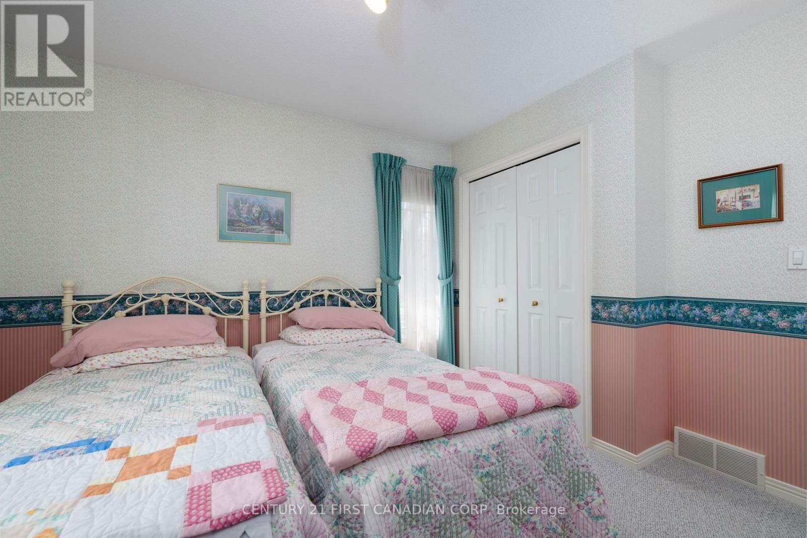 196 HULL ROAD Image 25