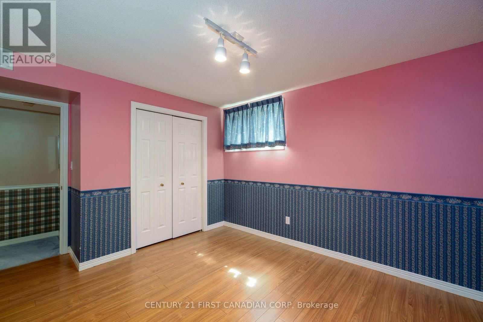 196 HULL ROAD Image 33