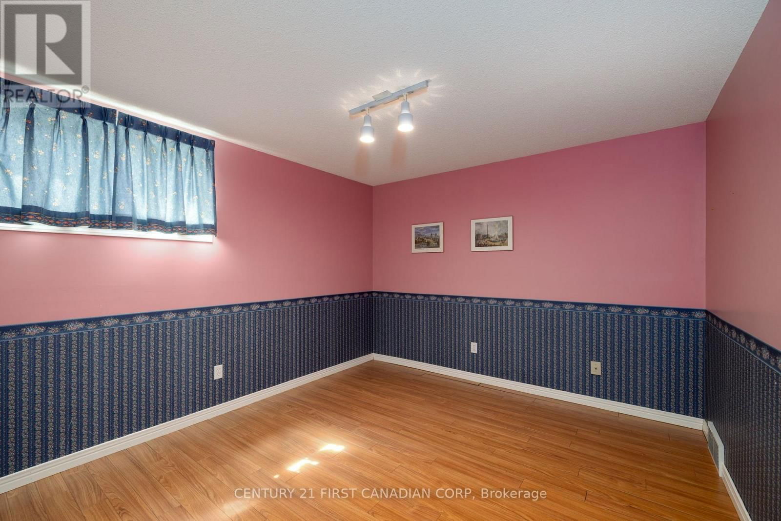 196 HULL ROAD Image 34