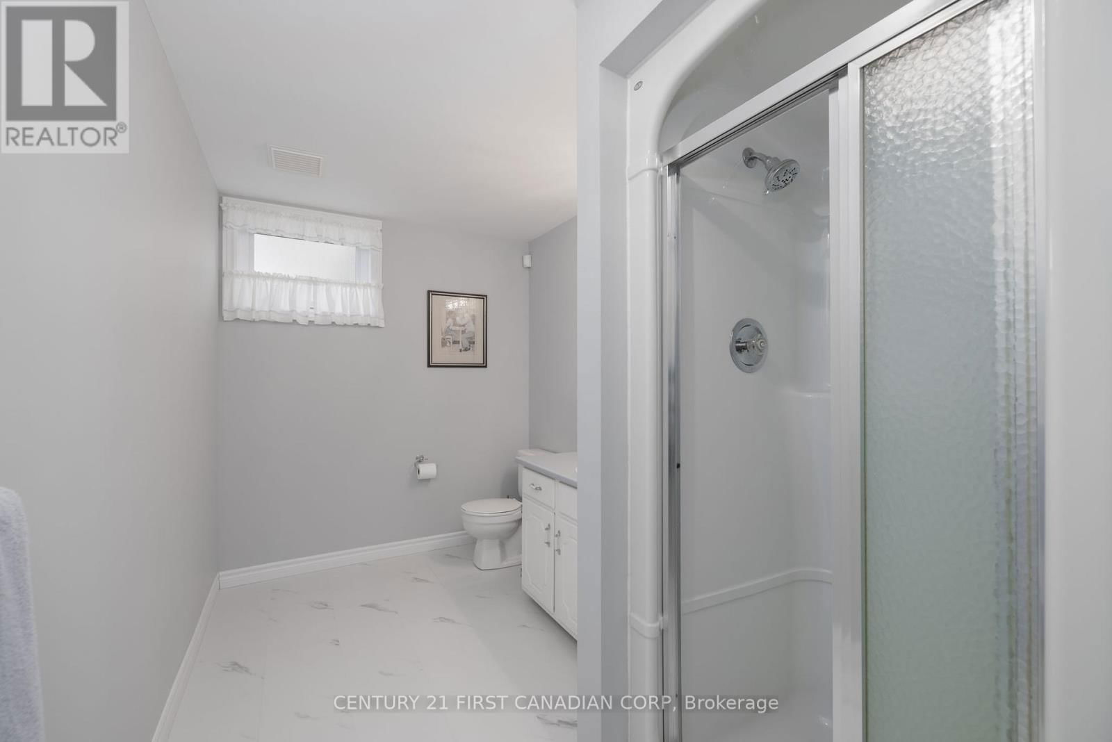 196 HULL ROAD Image 35