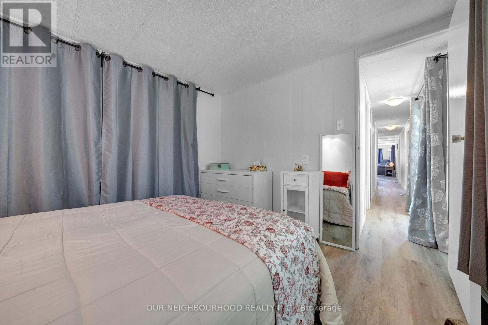 29 HILLVIEW DRIVE Image 22