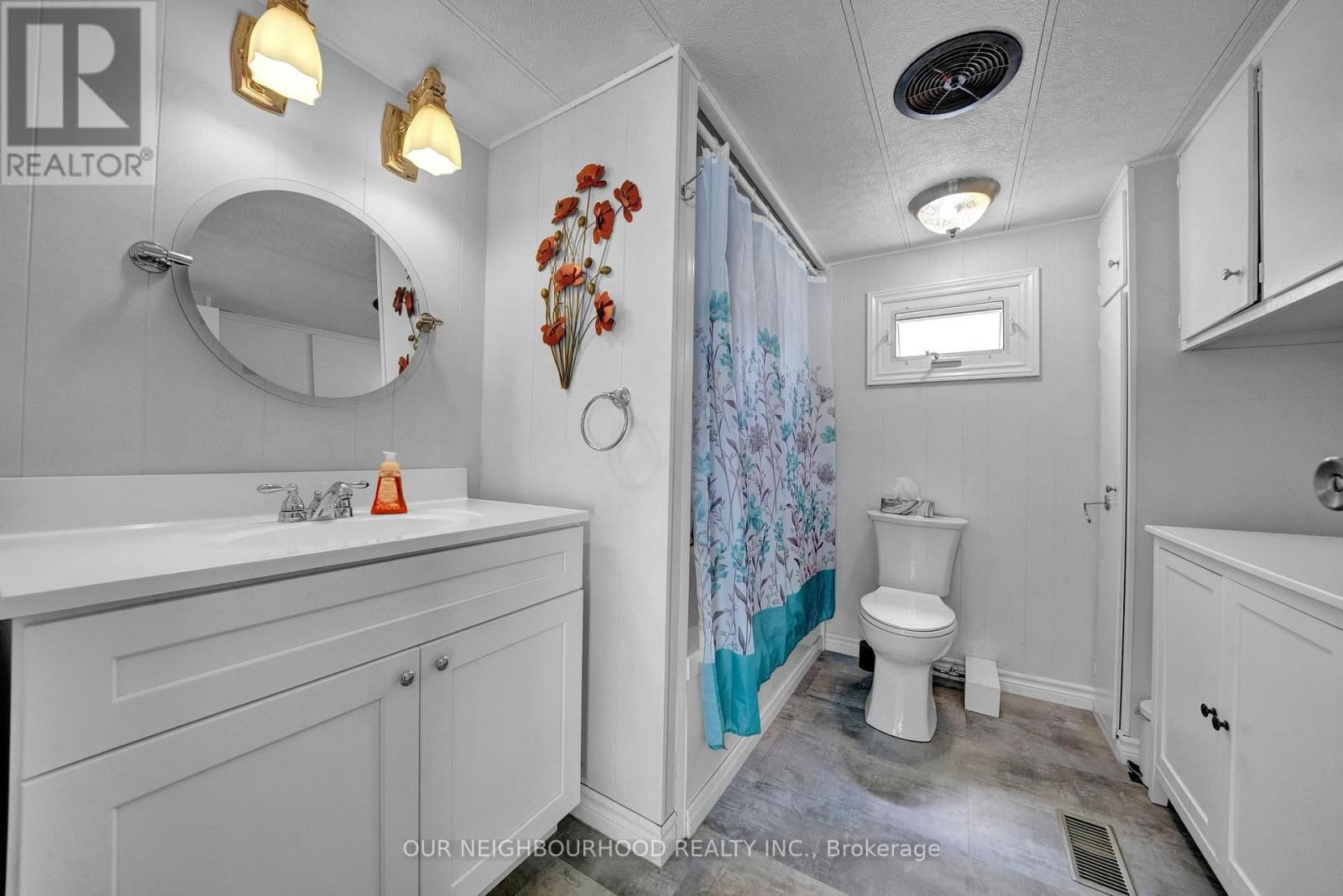 29 HILLVIEW DRIVE Image 24