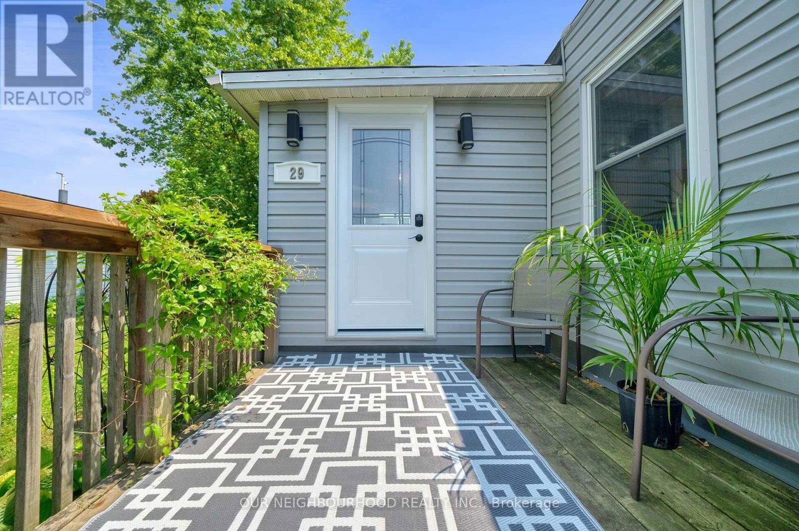29 HILLVIEW DRIVE Image 5