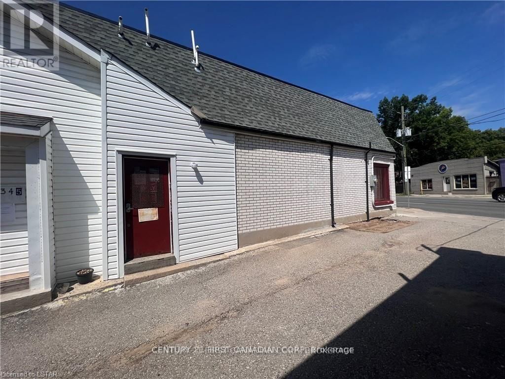 745 & 749 HAMILTON ROAD Image 10