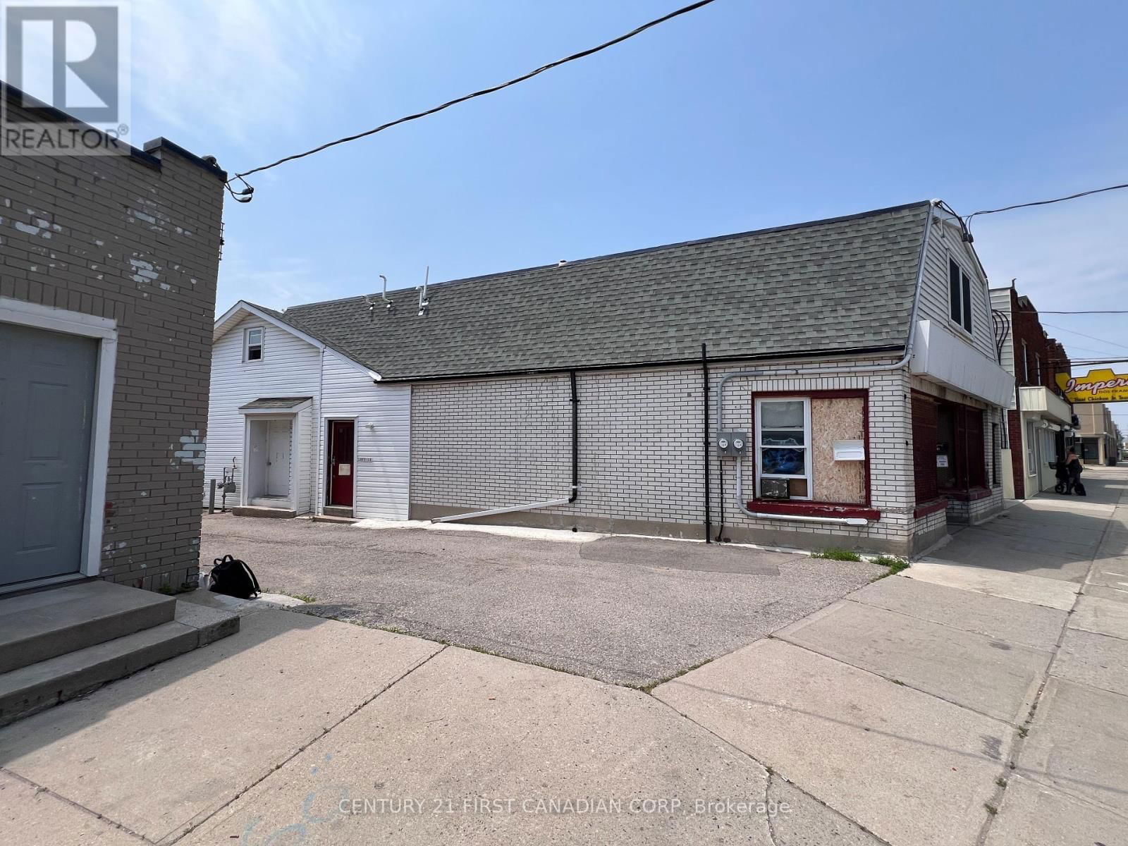 745 & 749 HAMILTON ROAD Image 3