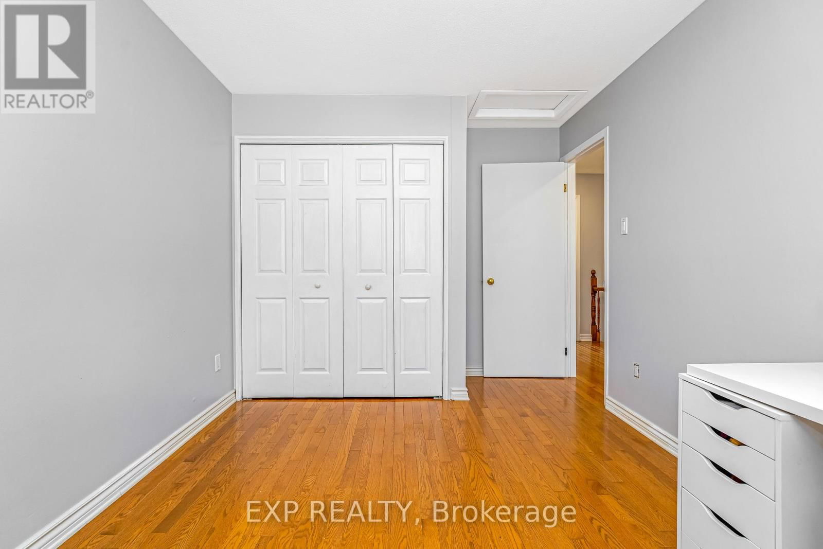 50 SADDLE CRESCENT Image 35