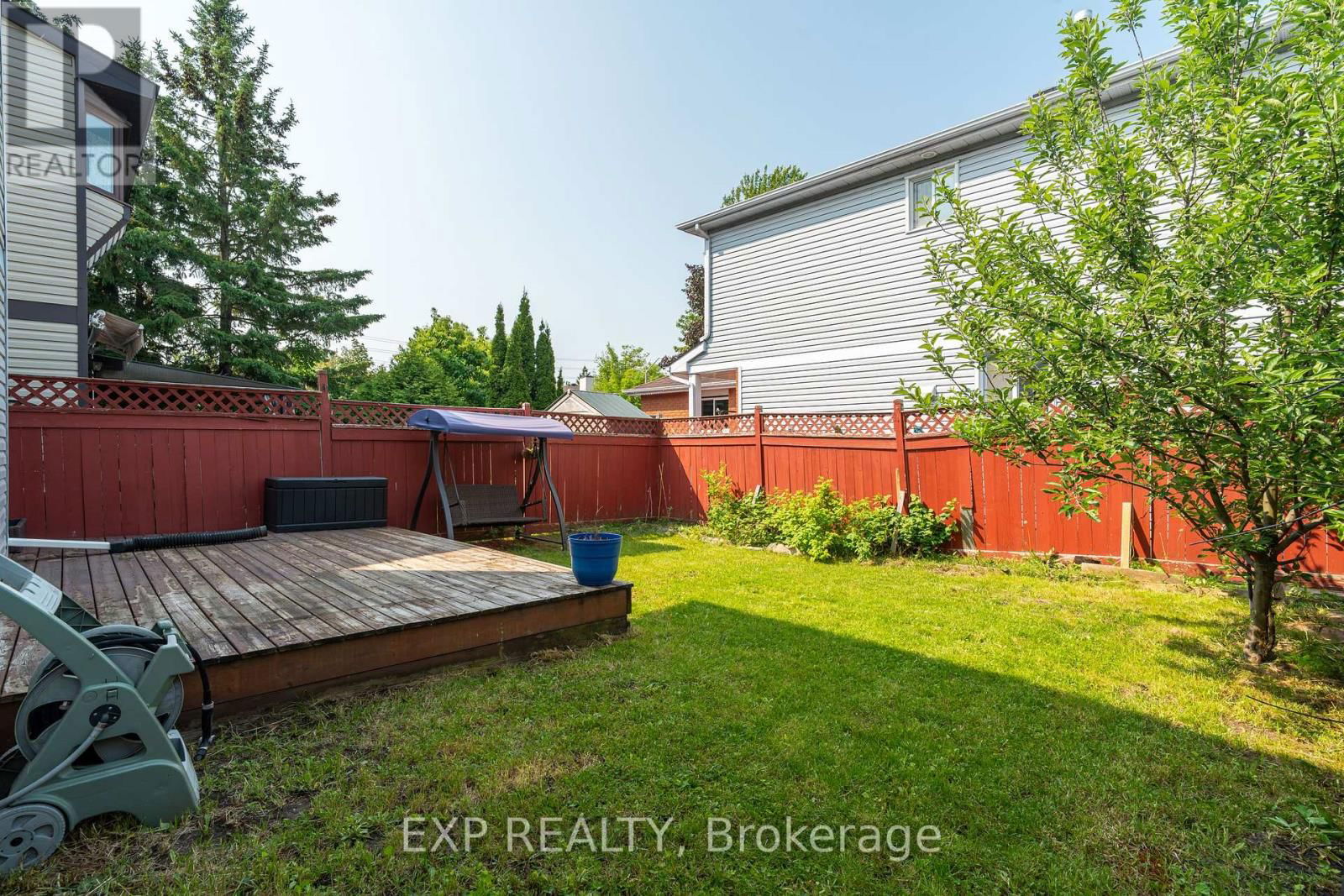 50 SADDLE CRESCENT Image 42