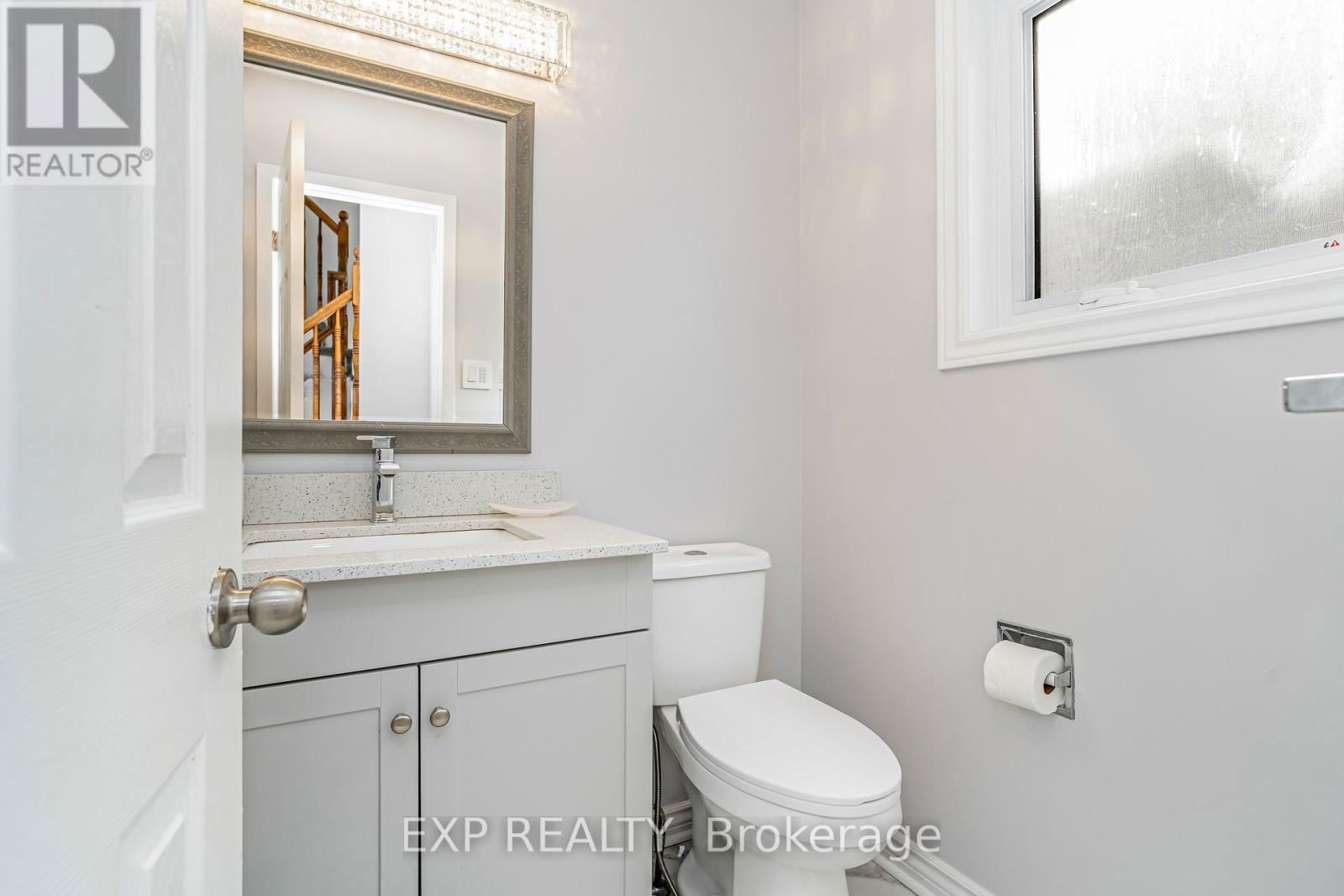 50 SADDLE CRESCENT Image 8