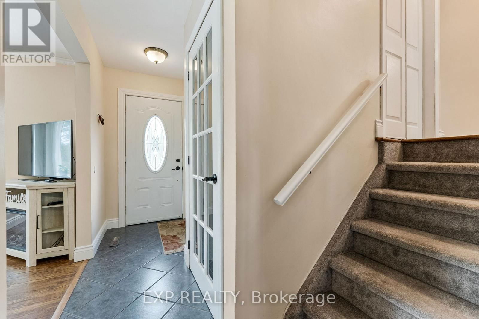 512 WHITES ROAD Image 19