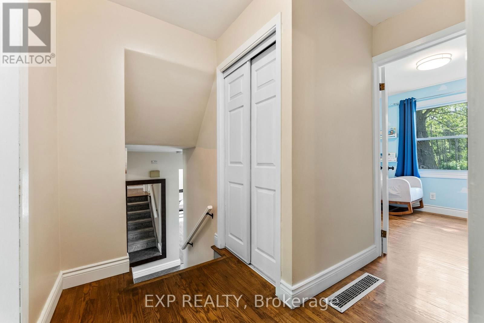512 WHITES ROAD Image 20