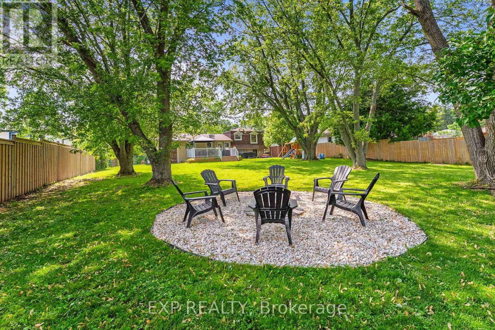 512 WHITES ROAD Image 44
