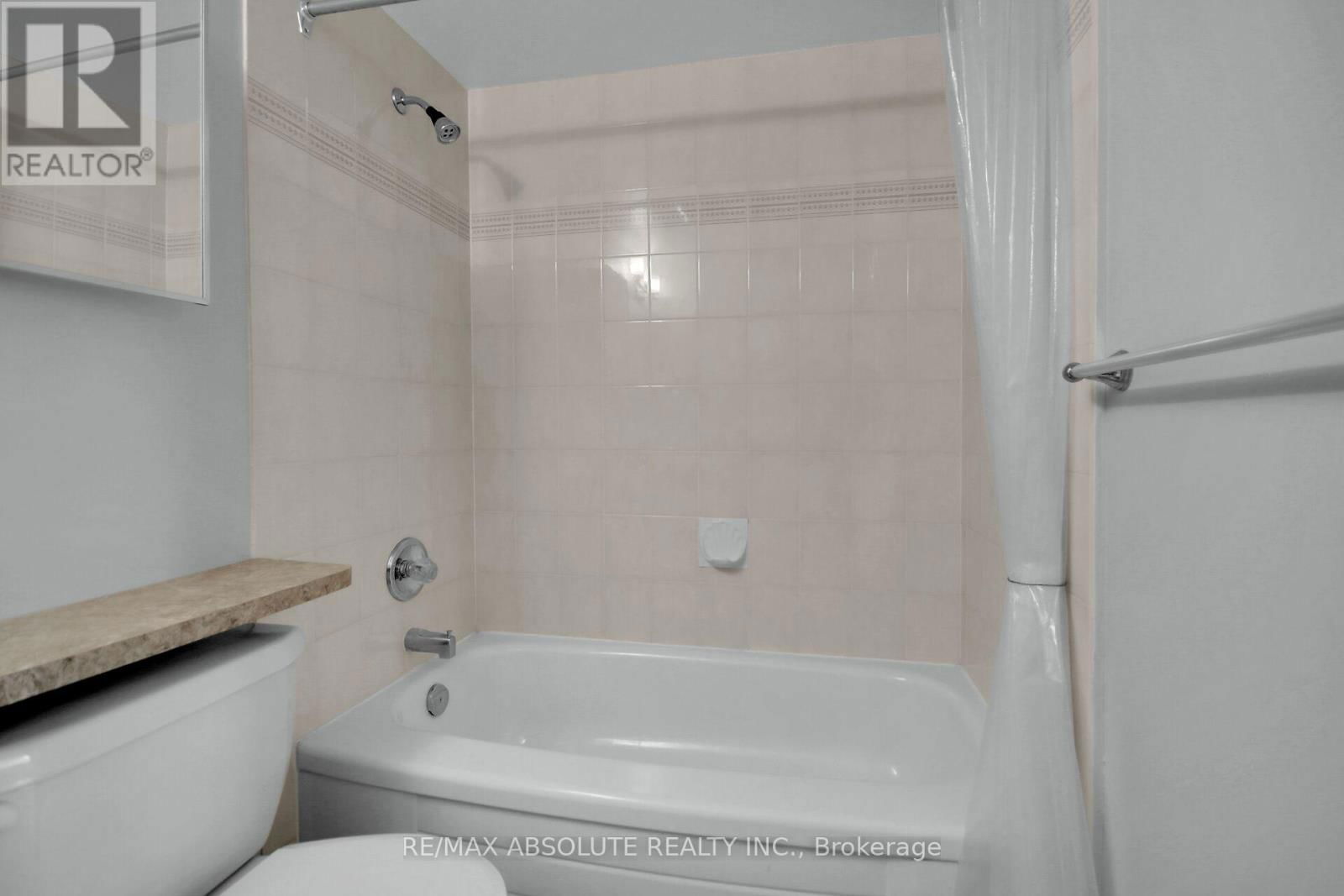 203 - 50 EMMERSON AVENUE Image 24