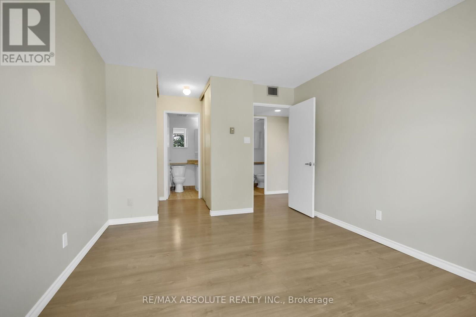 203 - 50 EMMERSON AVENUE Image 28