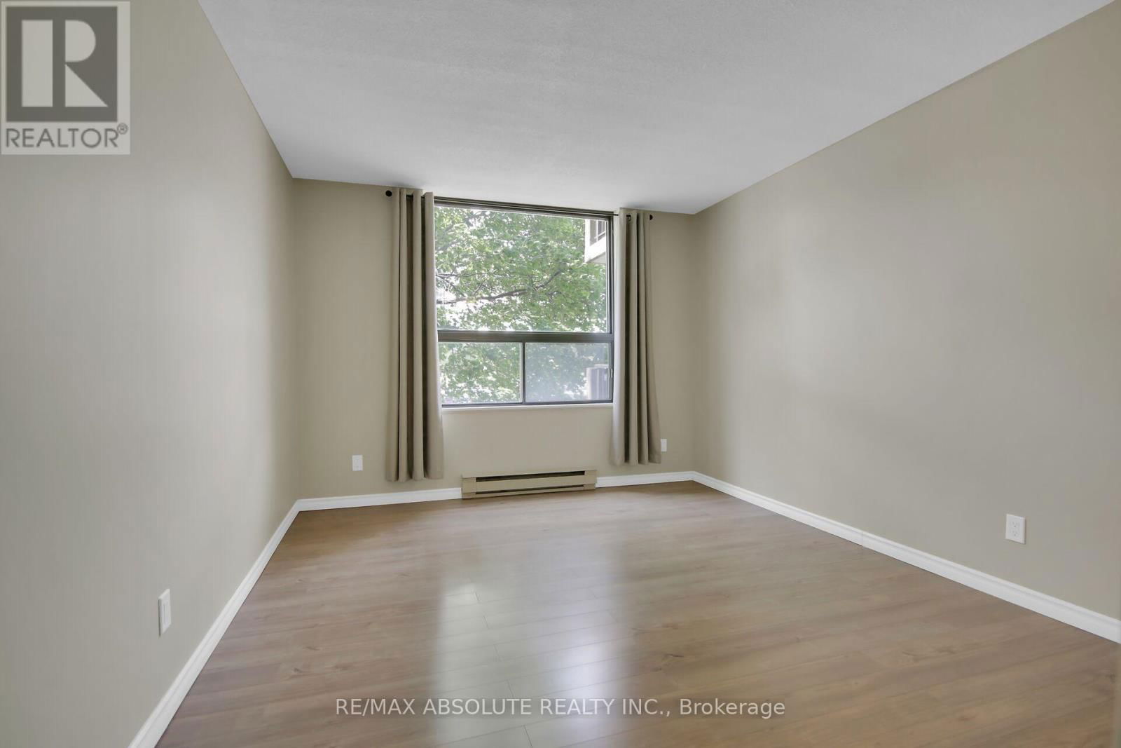 203 - 50 EMMERSON AVENUE Image 29