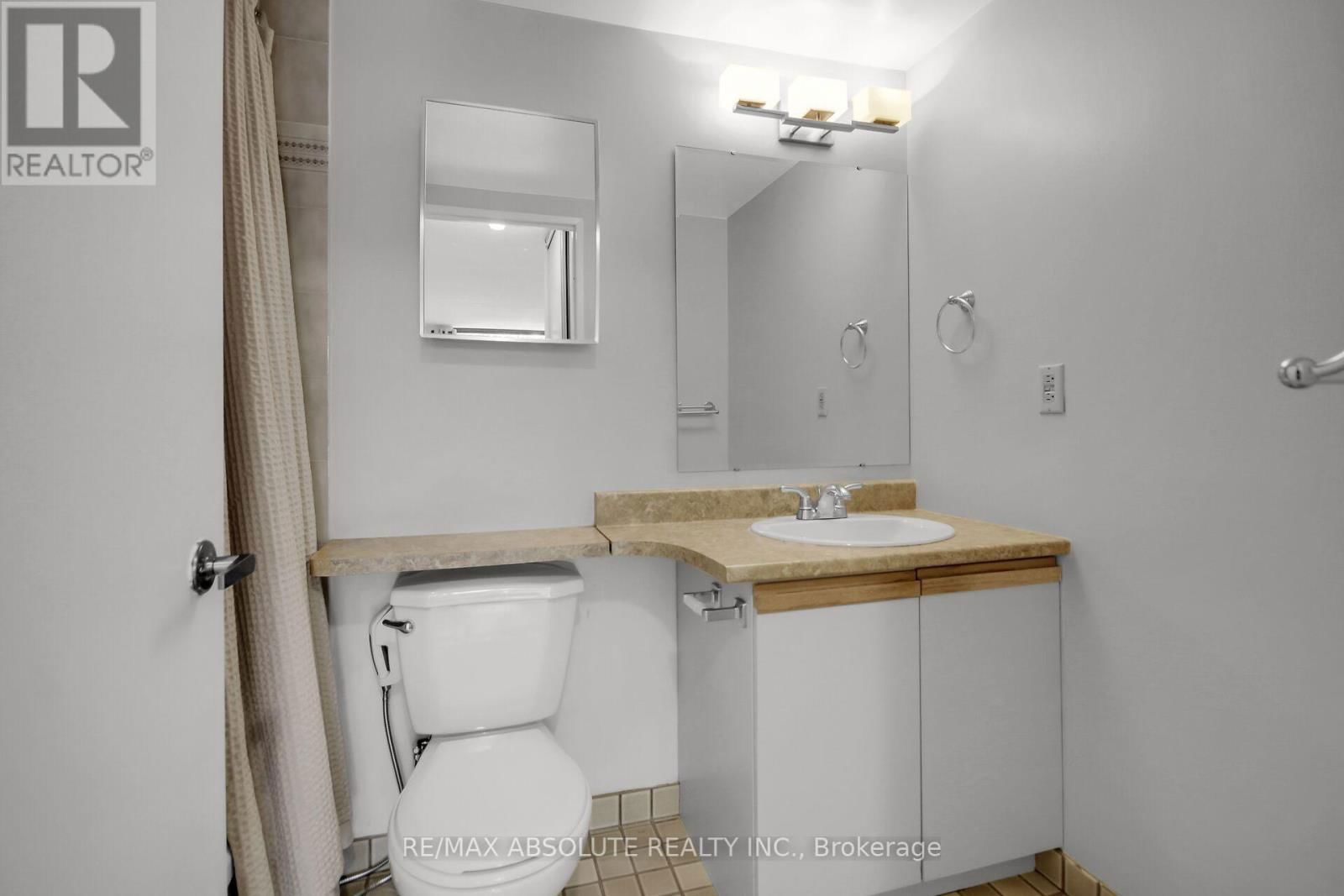 203 - 50 EMMERSON AVENUE Image 31