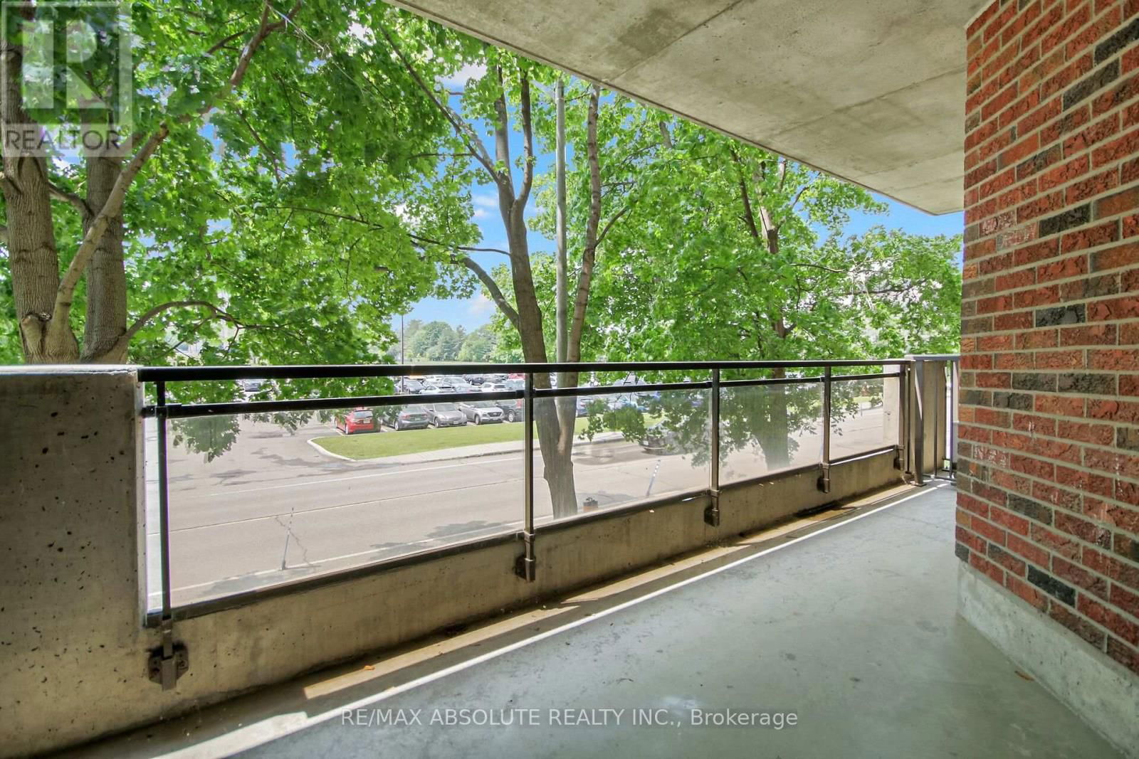203 - 50 EMMERSON AVENUE Image 35