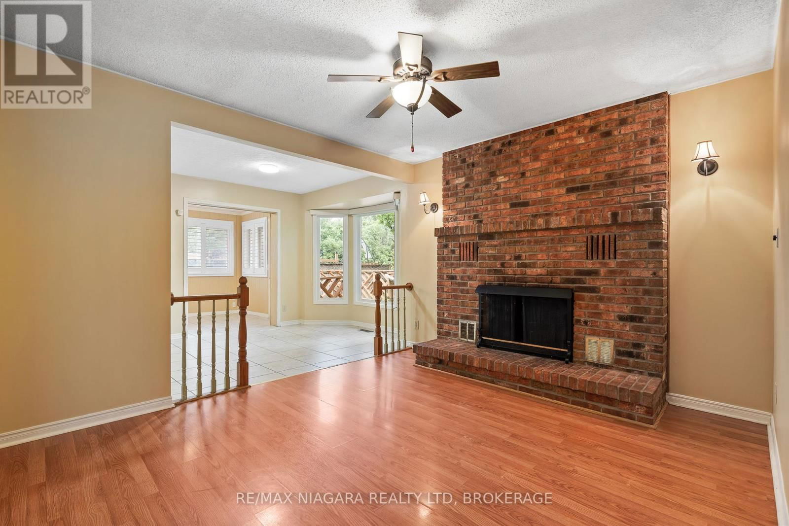 7534 MERRITT AVENUE Image 16
