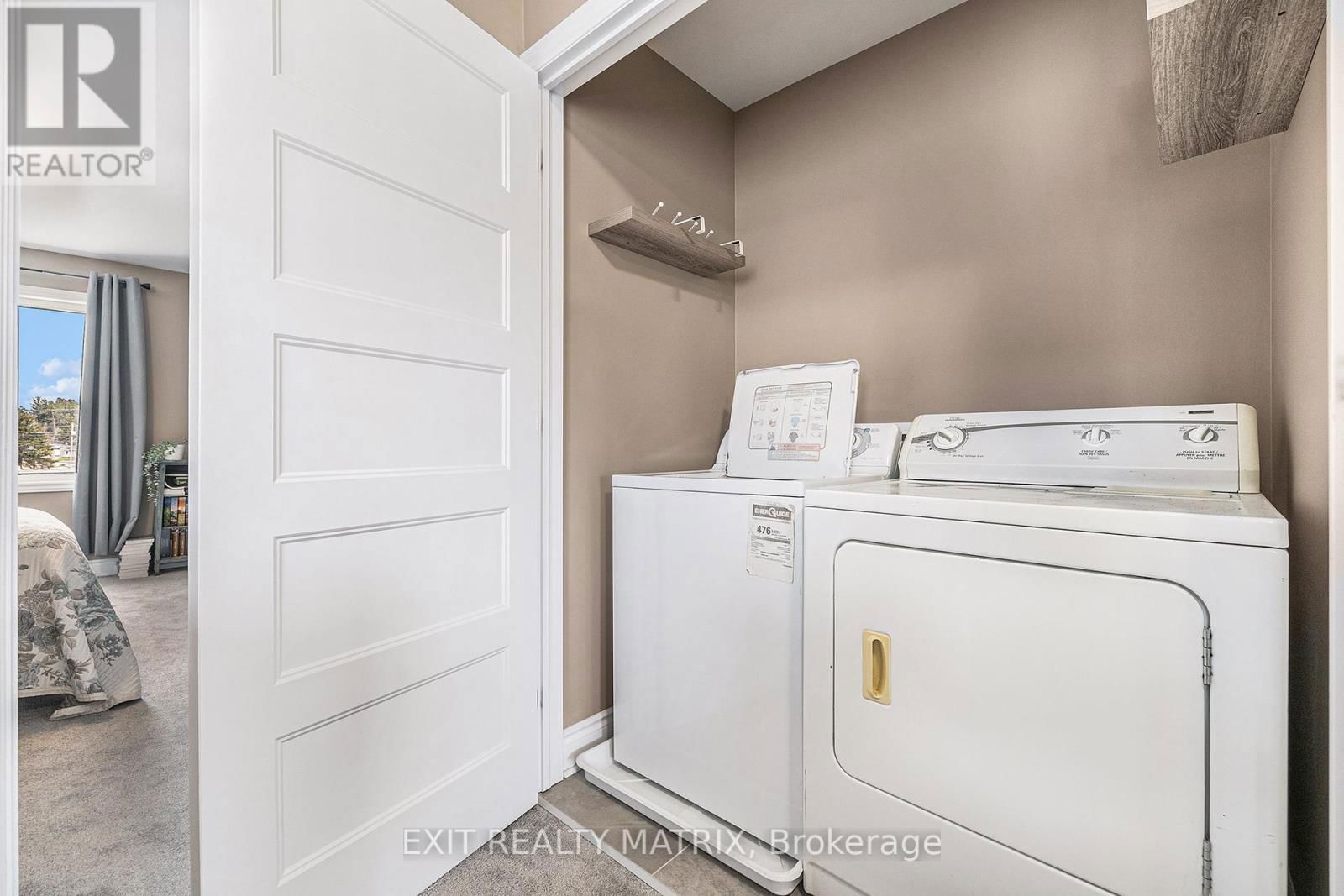 214 ARGILE STREET Image 10