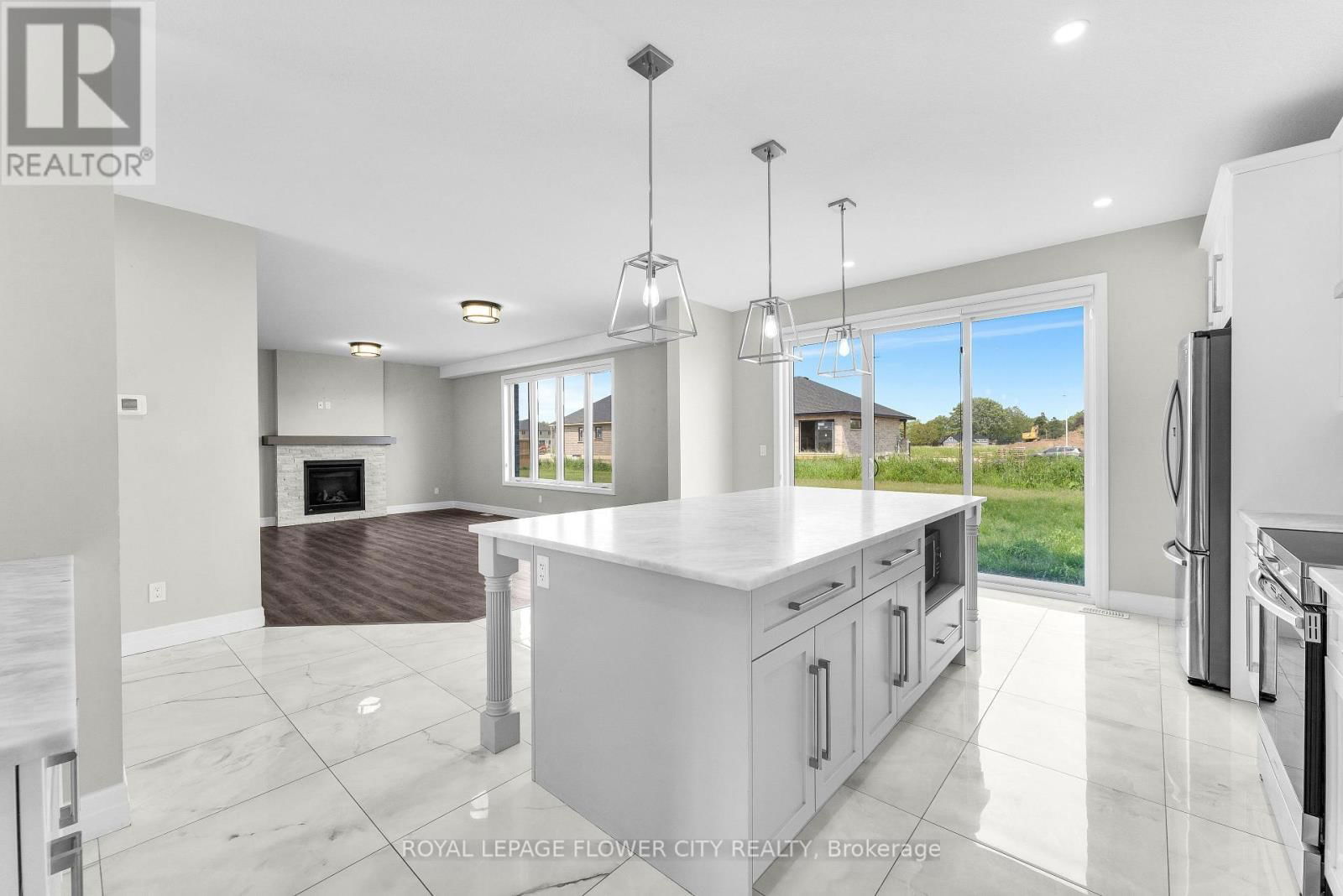 103 BEECH BOULEVARD Image 15