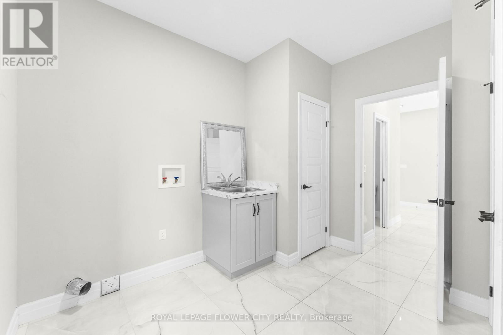 103 BEECH BOULEVARD Image 18