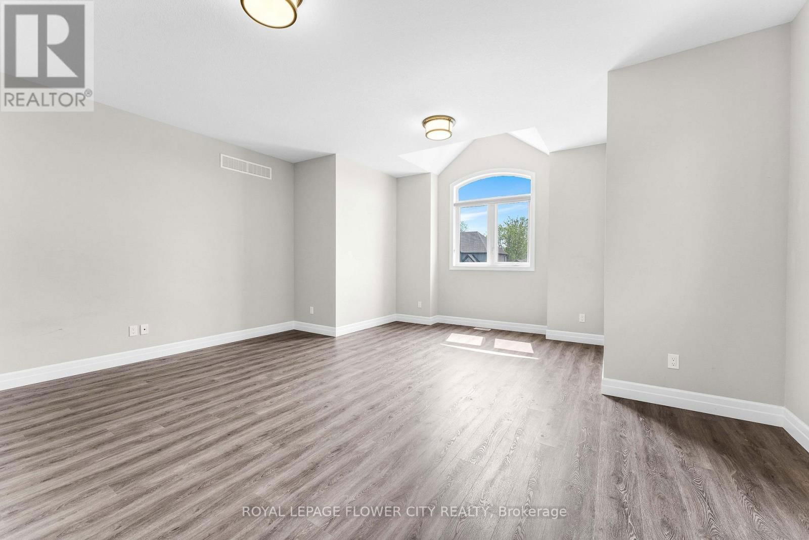 103 BEECH BOULEVARD Image 19