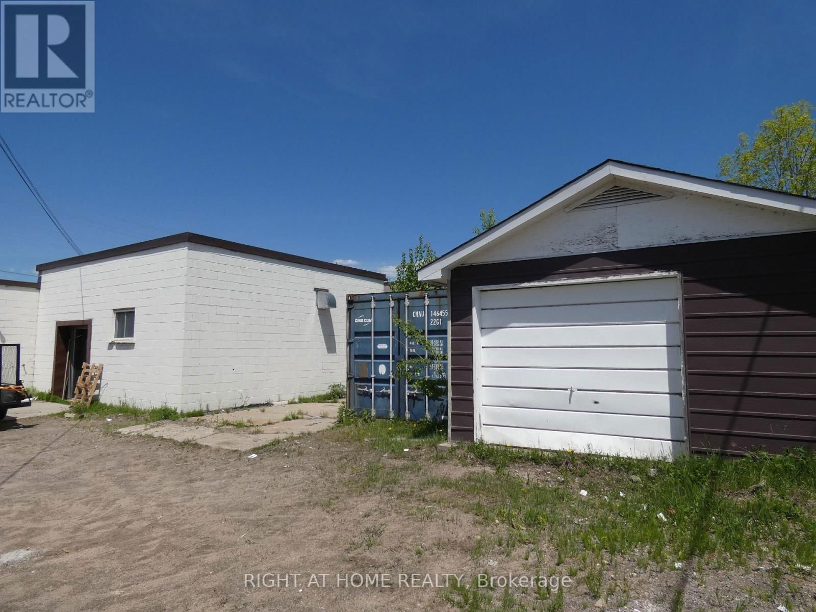 1319 HAMMOND STREET Image 21