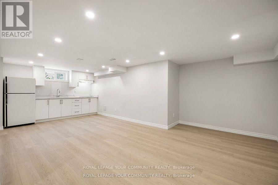 31 DUNBLANE AVENUE Image 22