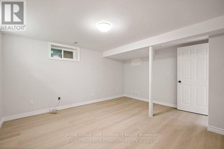 31 DUNBLANE AVENUE Image 33