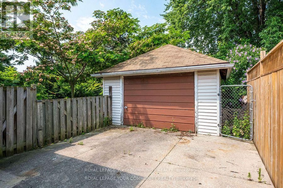 31 DUNBLANE AVENUE Image 38